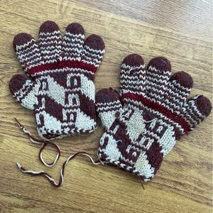 Vintage hippie boho chunky knit gloves